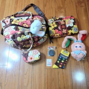 Vera Bradley buttercup travel kit with set